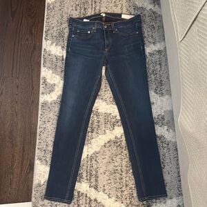 Rag & Bone Blue Skinny Jeans with Sleek Fit